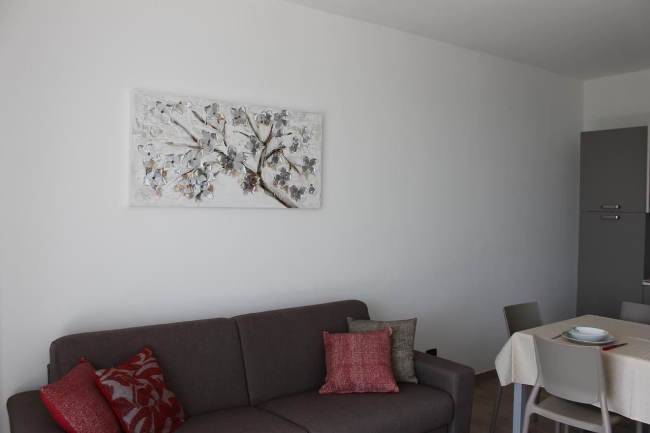 Apartamento Poggio Di Pastrengo Exterior foto