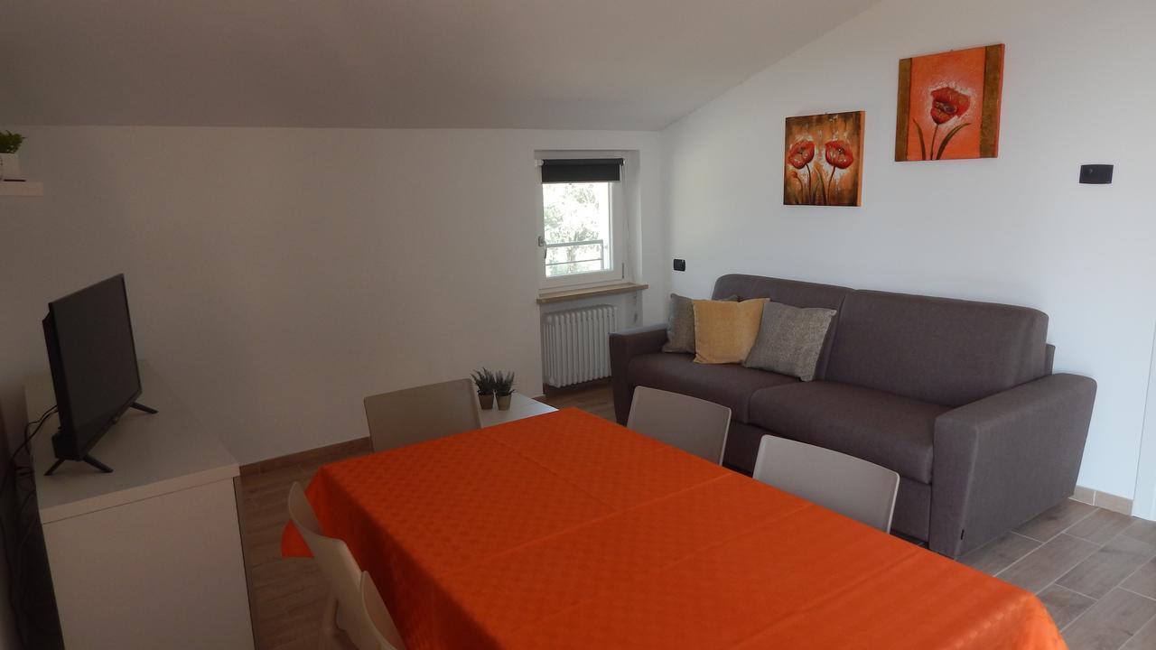 Apartamento Poggio Di Pastrengo Exterior foto