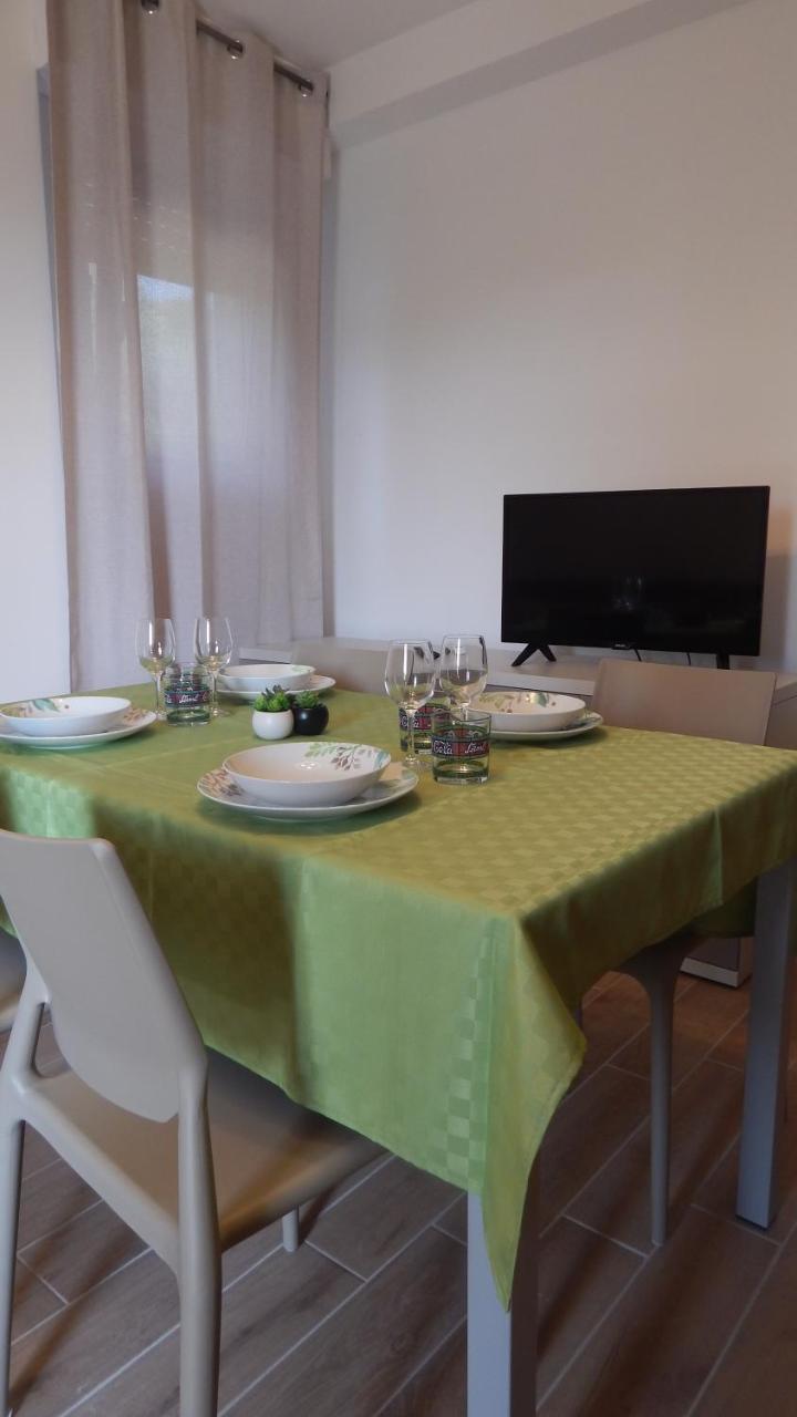 Apartamento Poggio Di Pastrengo Exterior foto