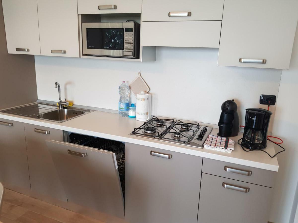 Apartamento Poggio Di Pastrengo Exterior foto