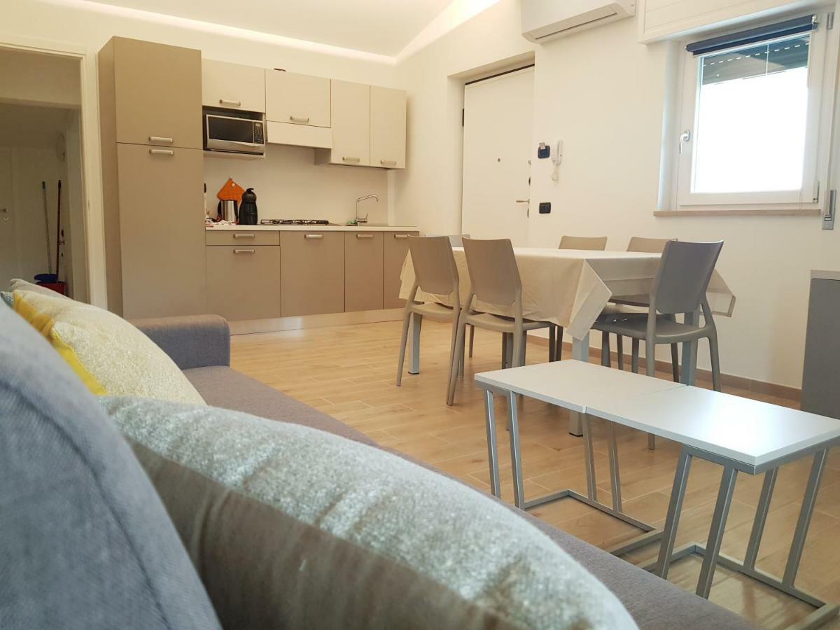 Apartamento Poggio Di Pastrengo Exterior foto