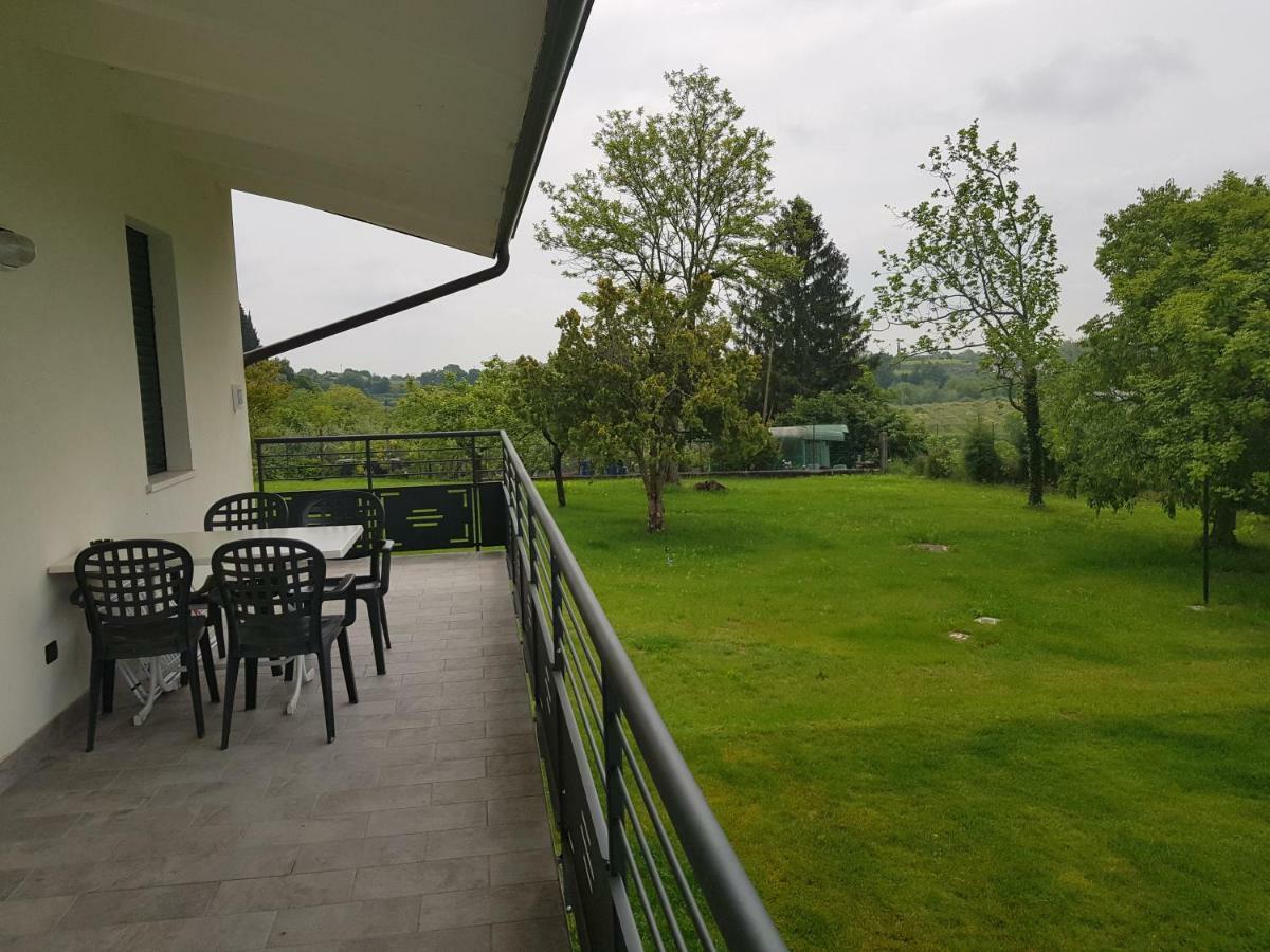 Apartamento Poggio Di Pastrengo Exterior foto