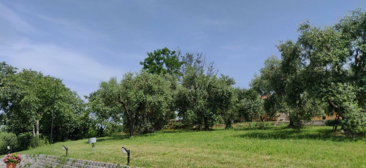 Apartamento Poggio Di Pastrengo Exterior foto