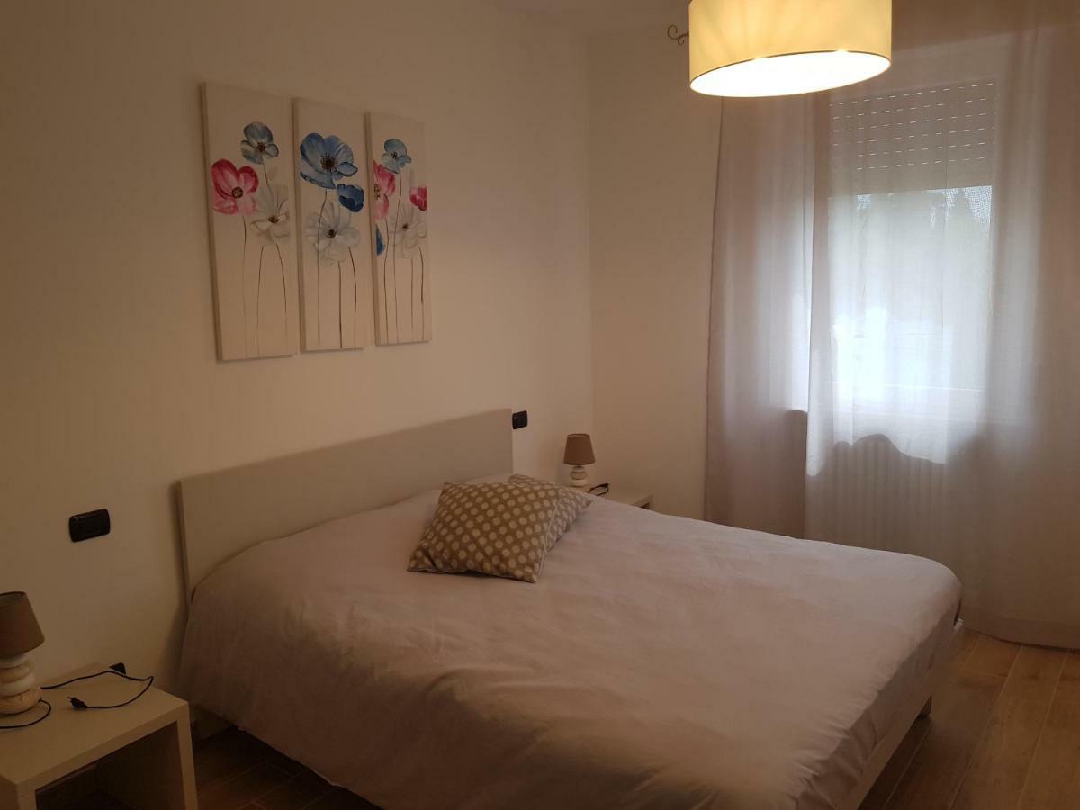 Apartamento Poggio Di Pastrengo Exterior foto