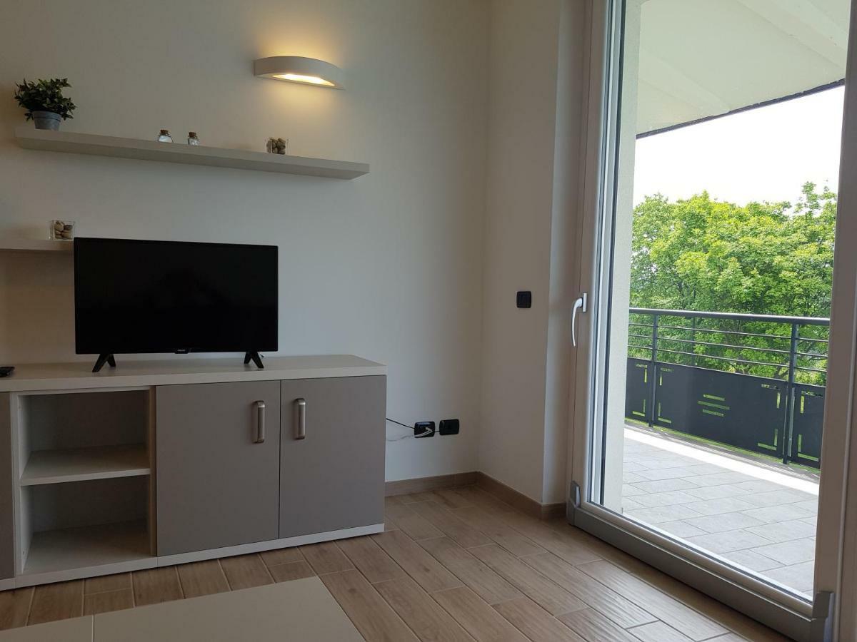 Apartamento Poggio Di Pastrengo Exterior foto