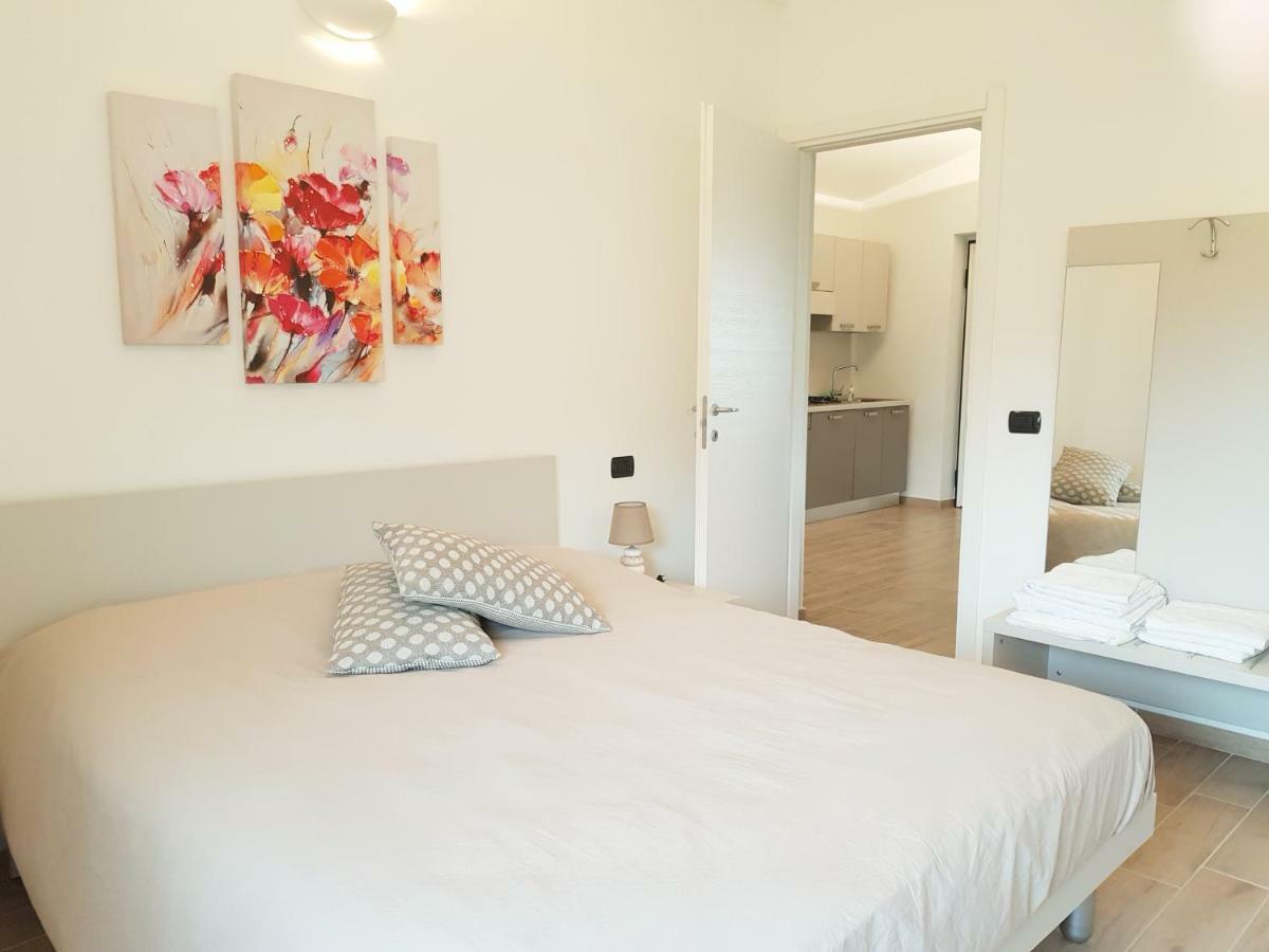 Apartamento Poggio Di Pastrengo Exterior foto