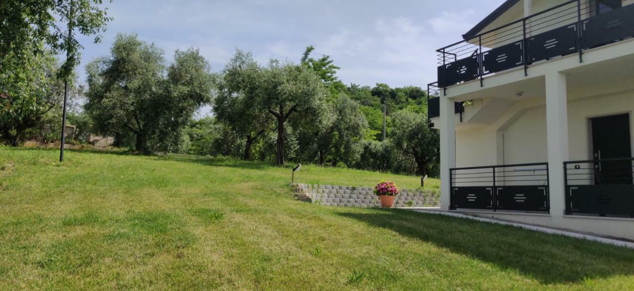 Apartamento Poggio Di Pastrengo Exterior foto