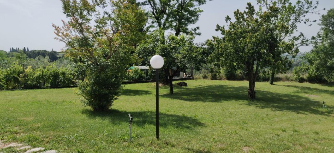 Apartamento Poggio Di Pastrengo Exterior foto